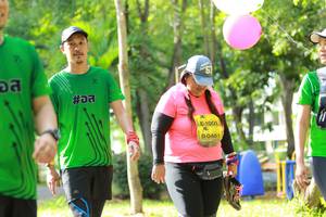 BIB: 1001, 0461
                            <button type="button" onclick="openModal(5129588)" class="btn btn-primary btn-sm float-right btn-popup" data-toggle="modal" data-target=".modal-high-quality">
                        <i class="fas fa-shopping-cart"></i> Add to Cart
                    </button>
                                            <button type="button" onclick="isThisMe(5129588, true)" class="btn btn-success btn-sm float-right btn-popup btn-isme hidden" data-toggle="tooltip" data-placement="bottom" title="นี่คือรูปของคุณใช่ไหม คลิกที่นี่เพื่อเอาเข้าอัลบั้ม">
                        <i class="fas fa-plus"></i> Add to album
                    </button>
                    <button type="button" onclick="isThisMe(5129588, false)" class="btn btn-warning btn-sm float-right btn-popup btn-isnotme hidden">
                        <i class="fas fa-ban"></i> Remove from album
                    </button>